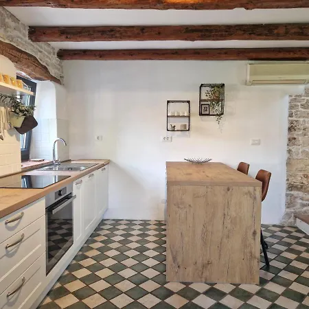 Lucija, A Few Minutes From Rovinj Villa *