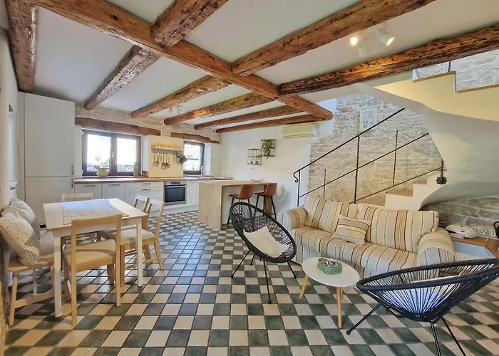 Lucija Rovinjsko Selo